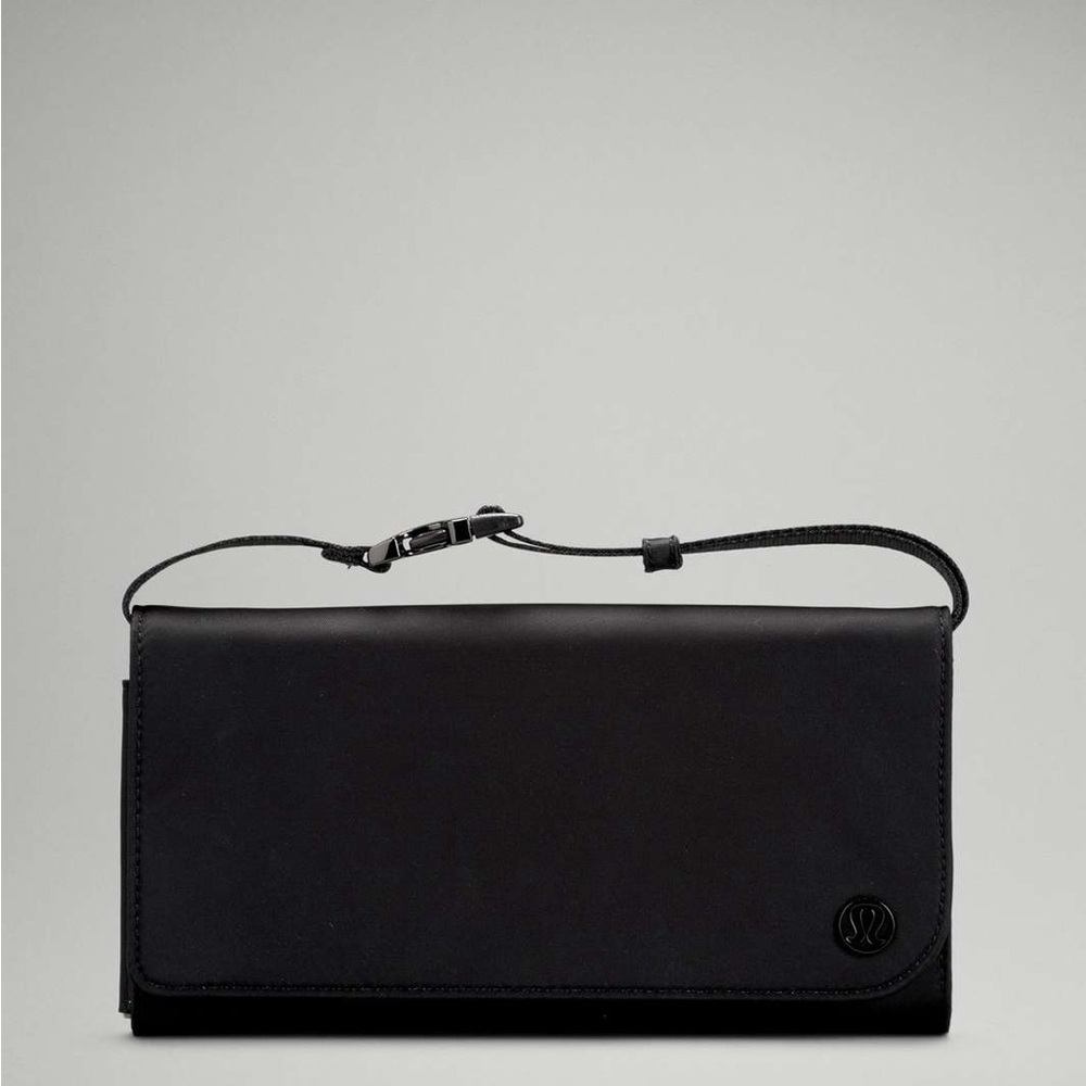 Lululemon Wallet Clutch Crossbody Bag